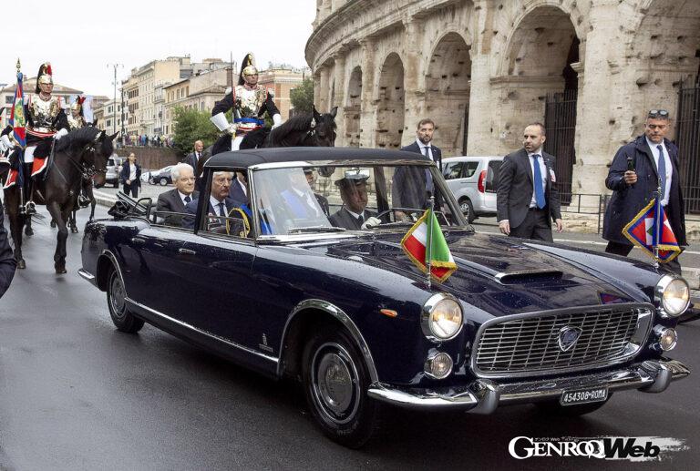 6月2日にローマで行われたイタリア共和国建国記念日の祝賀パレードに、ランチア フラミニア 大統領公用車が登場した。