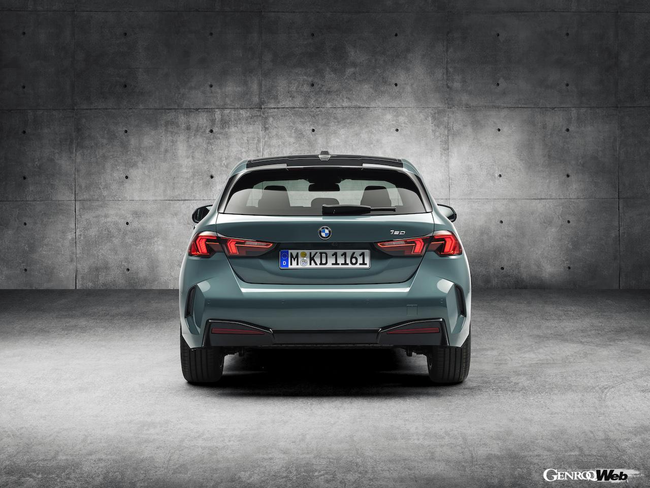 「新型「BMW 1シリーズ」がデビュー「待望の48Vマイルドハイブリッド導入するなど幅広いパワートレイン展開」」の12枚めの画像
