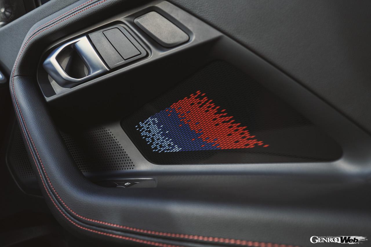 「改良新型「BMW M2」がデビュー「3.0リッター直6ツインターボが486PSにパワーアップ」【動画】」の26枚めの画像