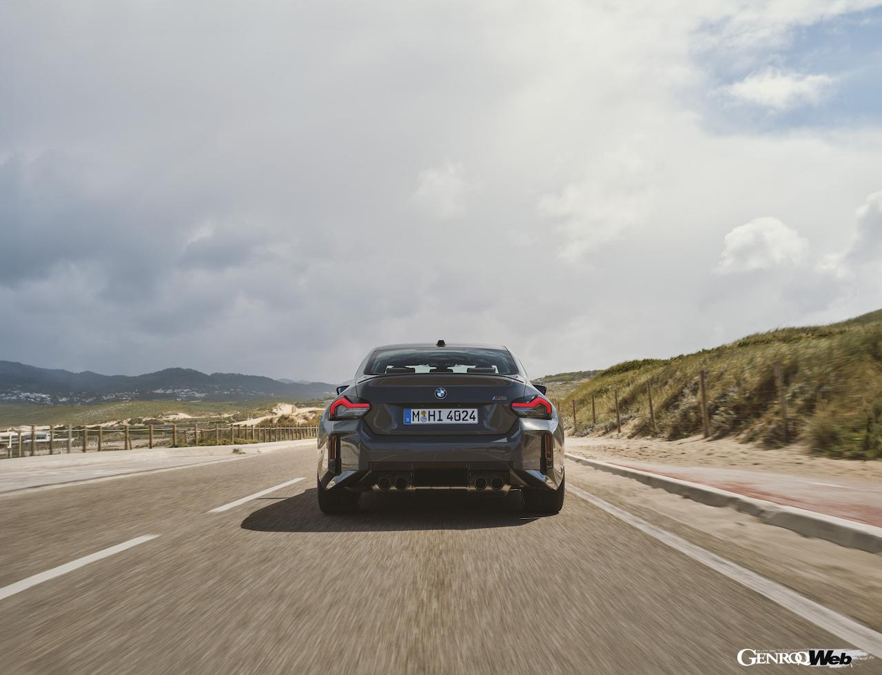 「改良新型「BMW M2」がデビュー「3.0リッター直6ツインターボが486PSにパワーアップ」【動画】」の17枚めの画像