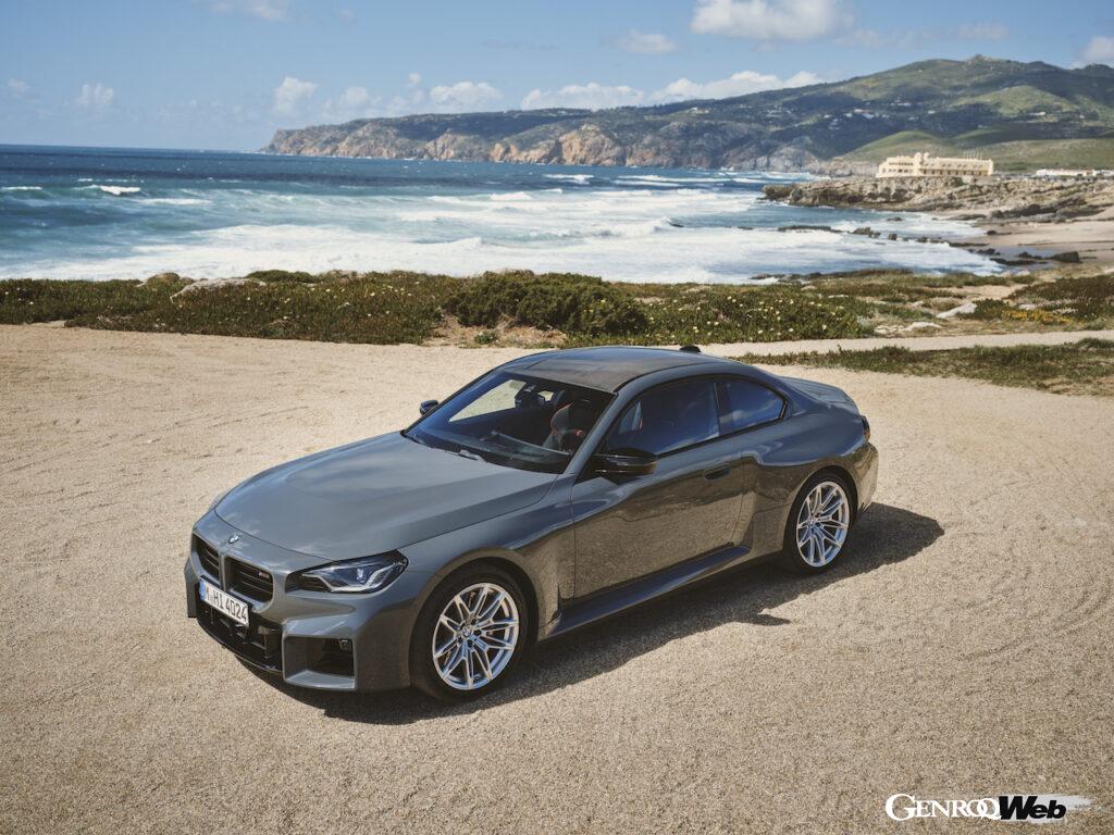 内外装やパワーユニットをアップデートした新型「BMW M2」のエクステリア。