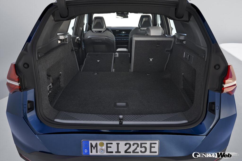 「4代目新型「BMW X3」がワールドプレミア「高効率PHEVをはじめ幅広いパワートレインを展開」」の14枚目の画像