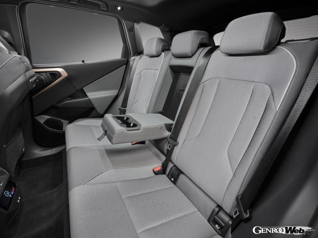 「4代目新型「BMW X3」がワールドプレミア「高効率PHEVをはじめ幅広いパワートレインを展開」」の61枚目の画像