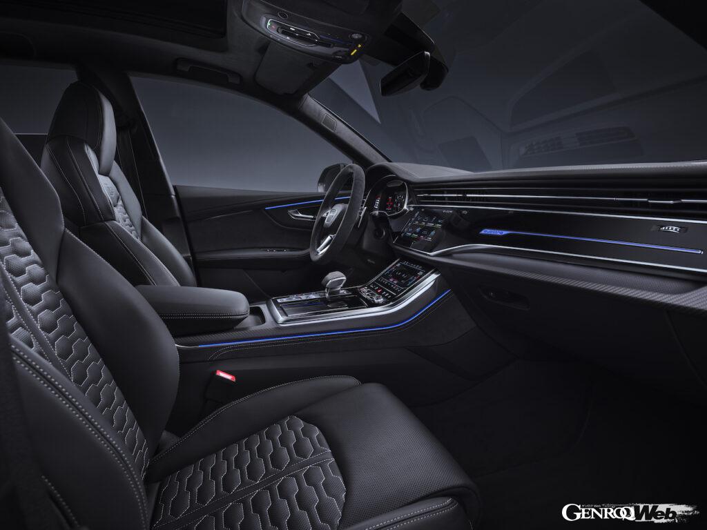 「アウディSUV史上最強を誇る「RS Q8 パフォーマンス」がデビュー「ニュルで市販SUV最速7分36秒698を記録」」の19枚目の画像