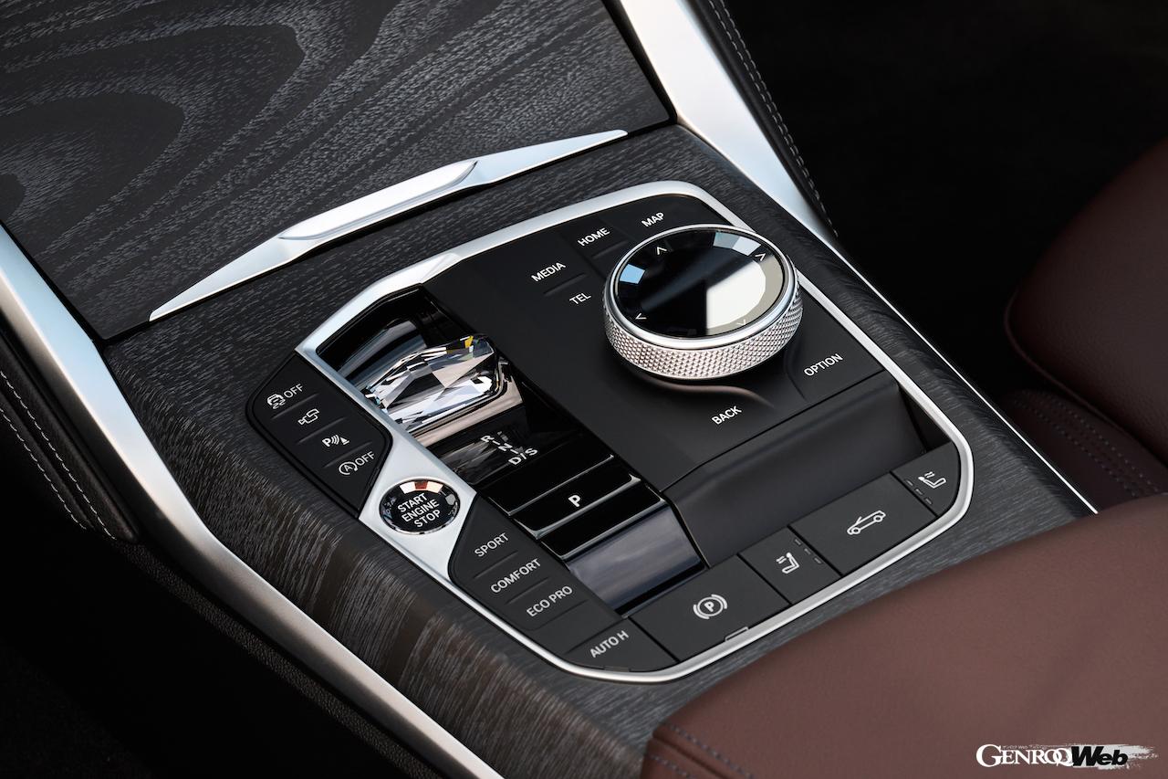 「新型「BMW 4シリーズ クーペ」「4シリーズ カブリオレ」日本導入開始「2.0リッター直4と3.0リッター直6のラインナップ」」の19枚めの画像
