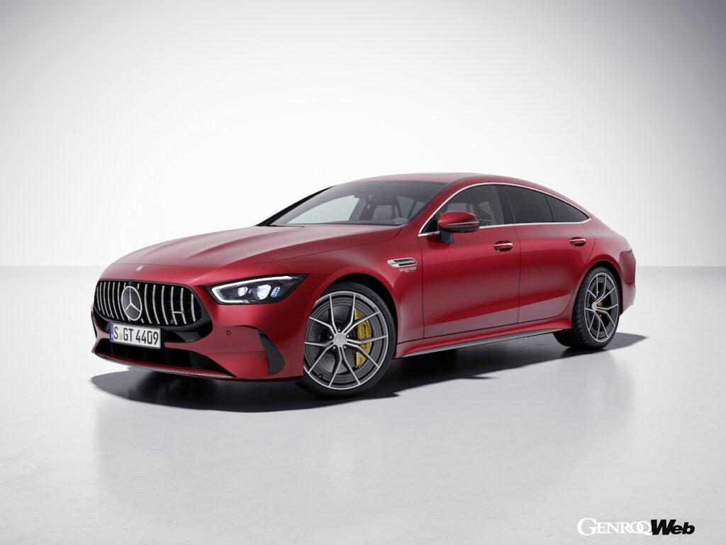 「最新最強4ドアサルーン「メルセデスAMG GT 63 S Eパフォーマンス」を円熟の「日産 GT-R NISMO」とスペック比較」の3枚目の画像