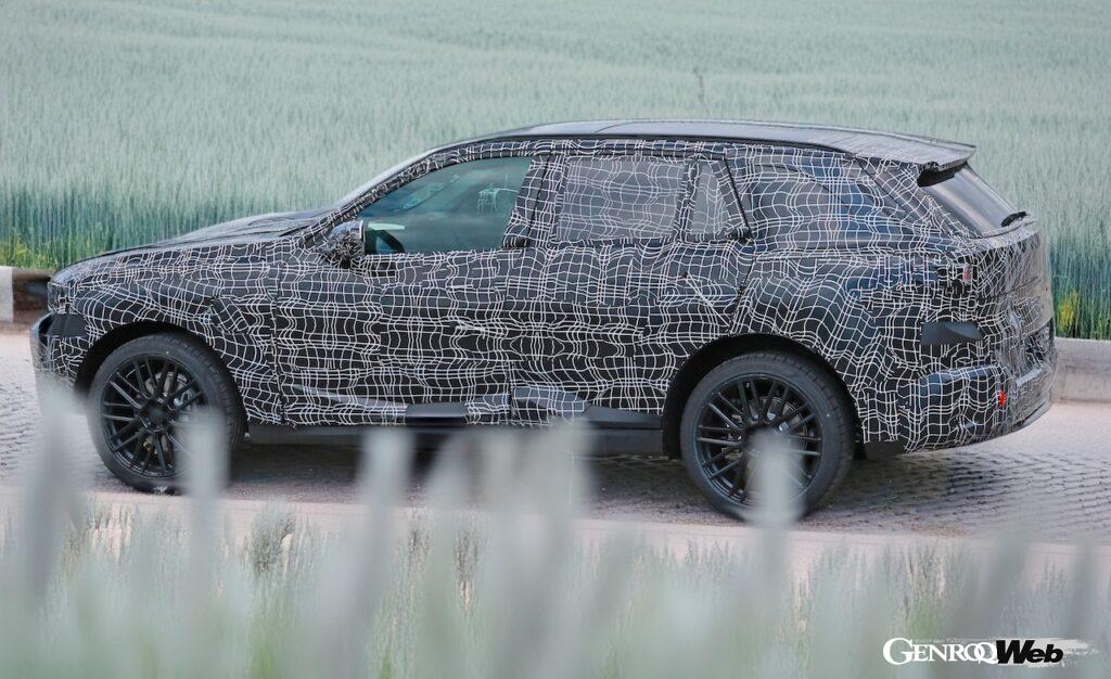 「【スクープ！】 BMWの次期型「X5」「iX5」はノイエ・クラッセデザインで大型キドニーグリルから脱却？」の4枚目の画像