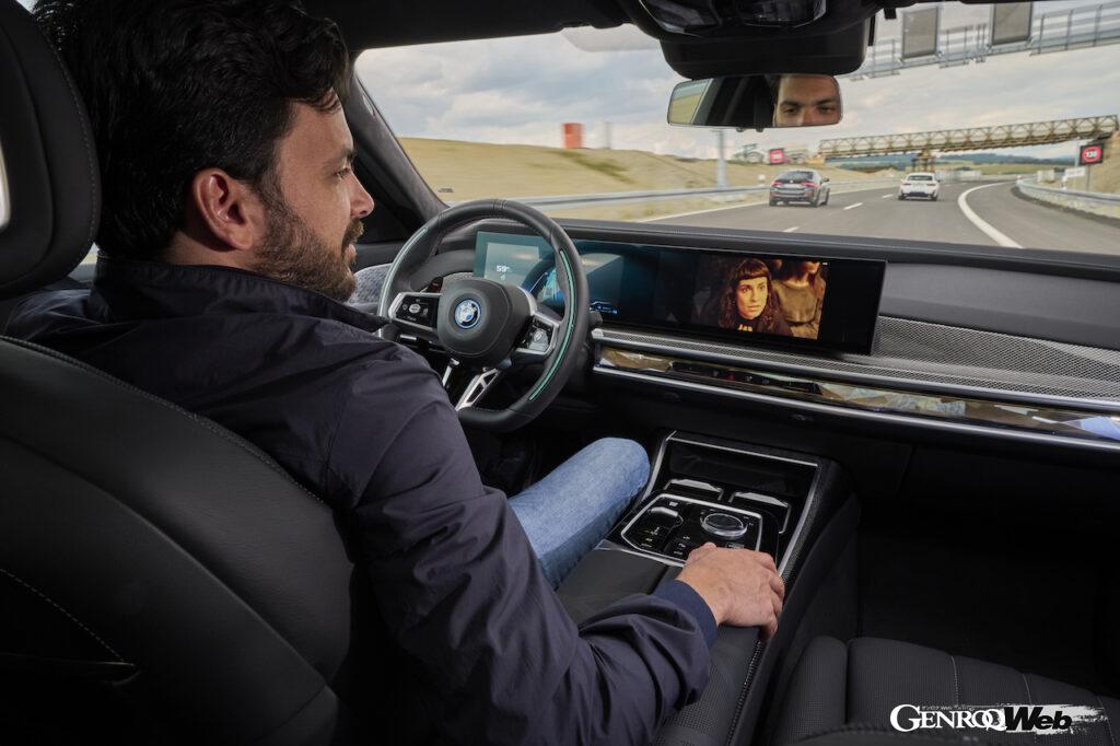 「「BMW 7シリーズ」にレベル2とレベル3の自動運転システム導入「渋滞から高速運転までをカバー」」の2枚目の画像