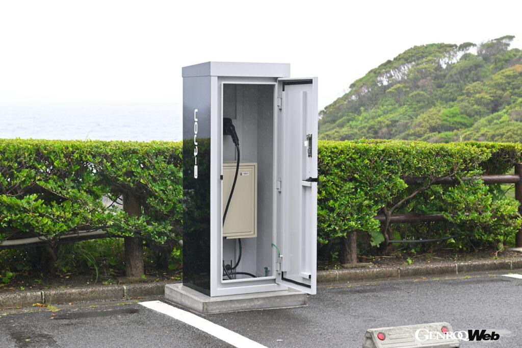 アウディ ジャパンが「THE HOTEL YAKUSHIMA Ocean ＆ Forest」に設置した、EV充電器用耐塩害ボックス。