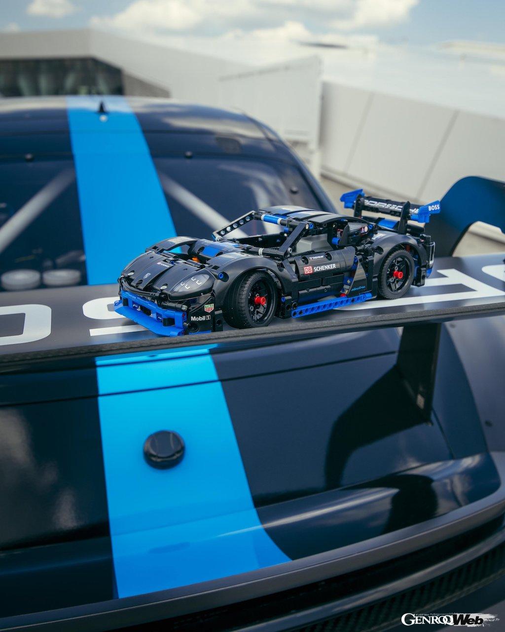 「精巧なメカニズムの「レゴ テクニック ポルシェ GT4 eパフォーマンス」が登場「ラジコンとして走行も」」の11枚めの画像