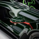 「グッドウッドのヒルクライムで最高出力1250PSのタンデム型ハイパーカー「ジンガー 21C」が市販車最速タイムをマーク【動画】」の4枚目の画像ギャラリーへのリンク