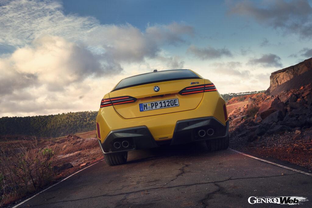 「新型「BMW M5」に早くもMパフォーマンスパーツ登場「迫力のカーボン製エクステリア」」の2枚目の画像