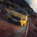 「新型「BMW M5」に早くもMパフォーマンスパーツ登場「迫力のカーボン製エクステリア」」の3枚目の画像ギャラリーへのリンク