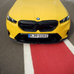 「新型「BMW M5」に早くもMパフォーマンスパーツ登場「迫力のカーボン製エクステリア」」の11枚目の画像ギャラリーへのリンク