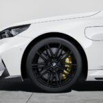 「新型「BMW M5」に早くもMパフォーマンスパーツ登場「迫力のカーボン製エクステリア」」の17枚目の画像ギャラリーへのリンク