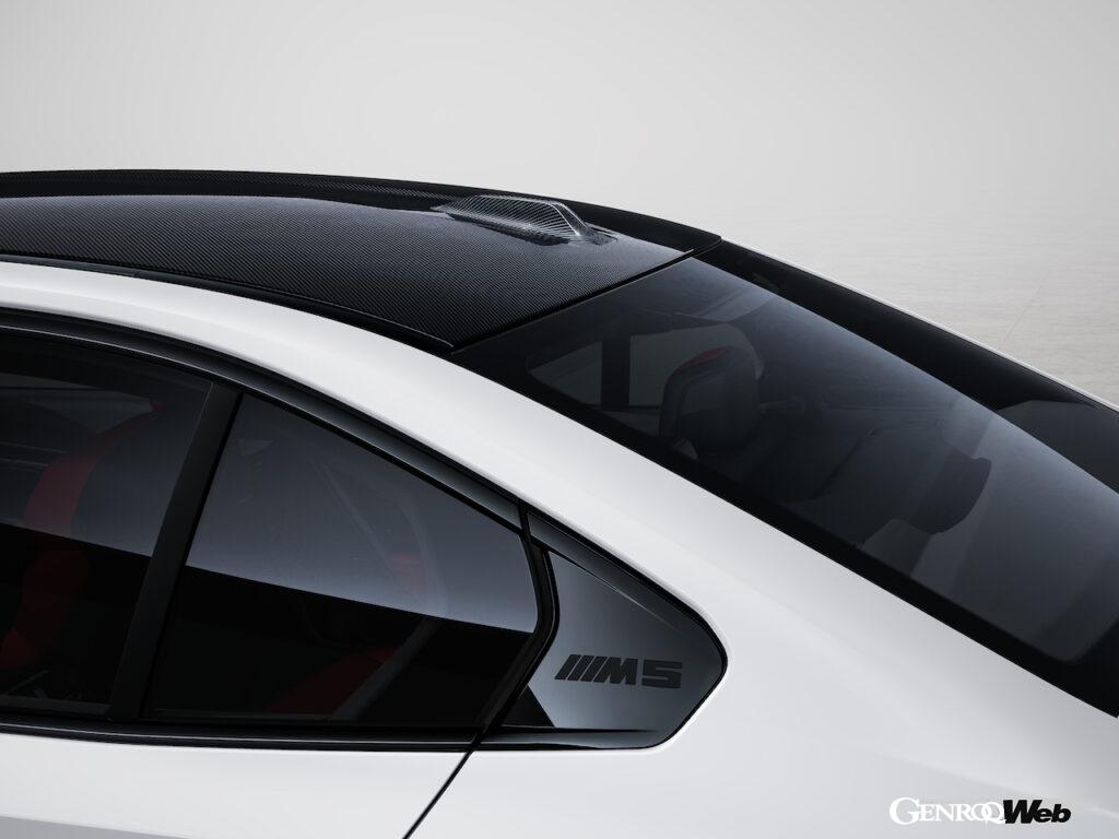 「新型「BMW M5」に早くもMパフォーマンスパーツ登場「迫力のカーボン製エクステリア」」の21枚目の画像