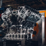 「ベントレーが6.0リッターW型12気筒エンジンの生産を終了「今後は最新V8ハイブリッドパワートレインに」」の1枚目の画像ギャラリーへのリンク