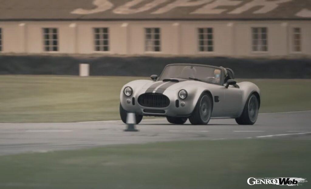 「AC初の量産クローズドボディ「AC コブラ GT クーペ」を公開「1964年のル・マン参戦車をオマージュ」【動画】」の3枚目の画像