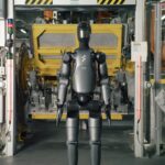 「「人型ロボットがクルマを組み立てる時代へ」BMWの工場に試験導入された最新ロボット「フィギュア 02」とは？【動画】」の1枚目の画像ギャラリーへのリンク