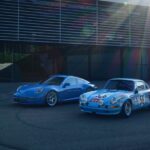 「鮮やかな「ダニ・ブルー」を纏った1台限りの「ポルシェ 911 S/T」が完成「901のエナメルブルーを現代的に」」の8枚目の画像ギャラリーへのリンク