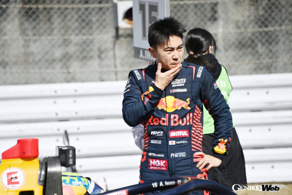 F1候補生の岩佐歩夢選手