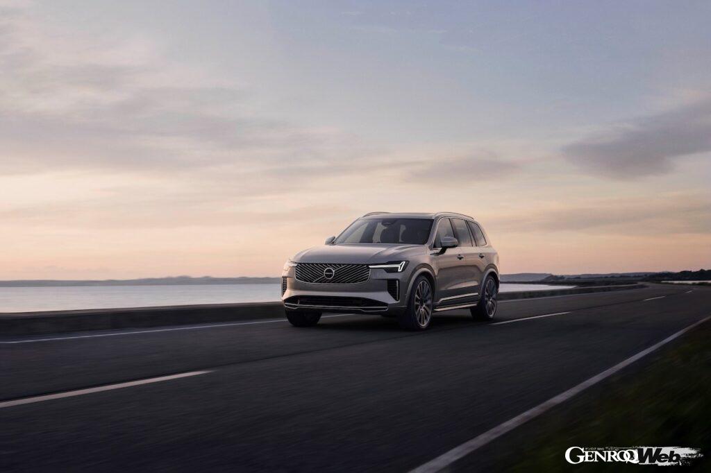 「ボルボの大型SUV新型「XC90」がデビュー「フル電動モデルのEX90風デザインに内外装アップデート」【動画】」の18枚目の画像