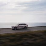 「ボルボの大型SUV新型「XC90」がデビュー「フル電動モデルのEX90風デザインに内外装アップデート」【動画】」の19枚目の画像ギャラリーへのリンク