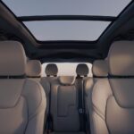 「ボルボの大型SUV新型「XC90」がデビュー「フル電動モデルのEX90風デザインに内外装アップデート」【動画】」の33枚目の画像ギャラリーへのリンク