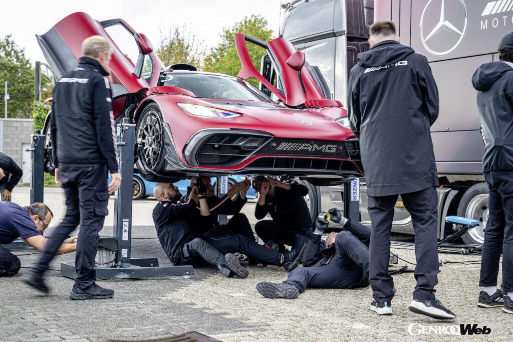 「ハイブリッドハイパーカー「メルセデス AMG ONE」が自車のニュル市販車最速記録を更新する「6分29秒090」をマーク【動画】」の9枚目の画像