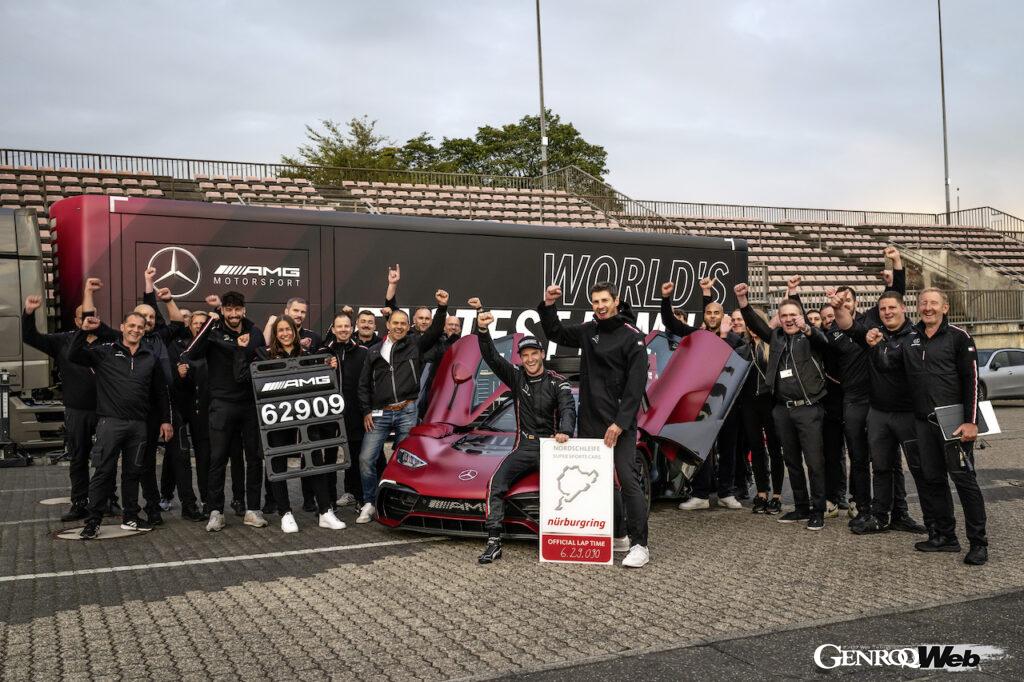 「ハイブリッドハイパーカー「メルセデス AMG ONE」が自車のニュル市販車最速記録を更新する「6分29秒090」をマーク【動画】」の14枚目の画像