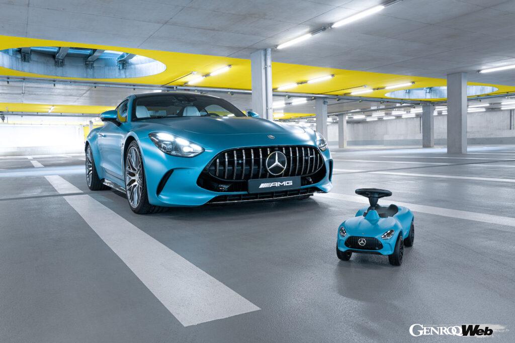 SLKやSLS AMGなどを再現してきた子供用ペダルカーが7代目に進化、「ボビー AMG GT」が販売をスタートした。