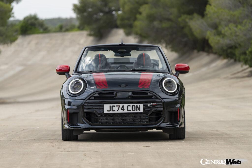 「“最速MINIの本命”新型「MINI ジョン クーパー ワークス」「MINI JCW コンバーチブル」日本導入開始【動画】」の9枚目の画像