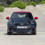 「“最速MINIの本命”新型「MINI ジョン クーパー ワークス」「MINI JCW コンバーチブル」日本導入開始【動画】」の38枚目の画像ギャラリーへのリンク