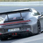 「最後の非ハイブリッド水平対向6気筒自然吸気エンジン？「ポルシェ 911 GT3 RS」がまもなく登場 【スクープ！】」の3枚目の画像ギャラリーへのリンク