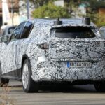 「デビュー前にマイナーチェンジ？「メルセデス・ベンツ GLC EV」最新プロトタイプを目撃！【スクープ！】」の5枚目の画像ギャラリーへのリンク