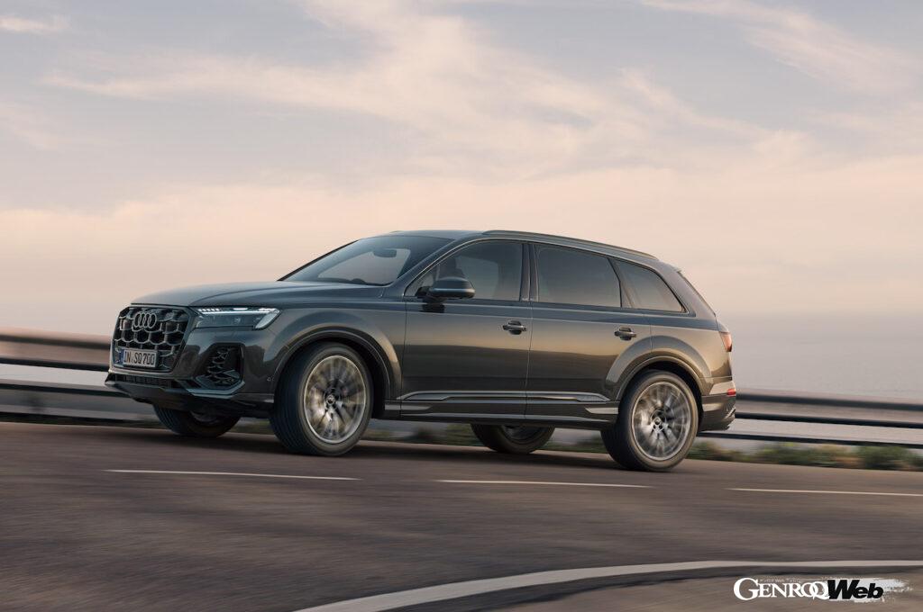 パフォーマンスモデルの「SQ7」は専用エクステリアが導入され、最高出力507PS・最大トルク770Nmを発揮する、4.0リッターV型8気筒直噴ガソリンエンジンを搭載する。