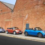 「9年ぶりに英国オックスフォード工場製となる新型「MINI クーパー コンバーチブル」が生産開始」の5枚目の画像ギャラリーへのリンク