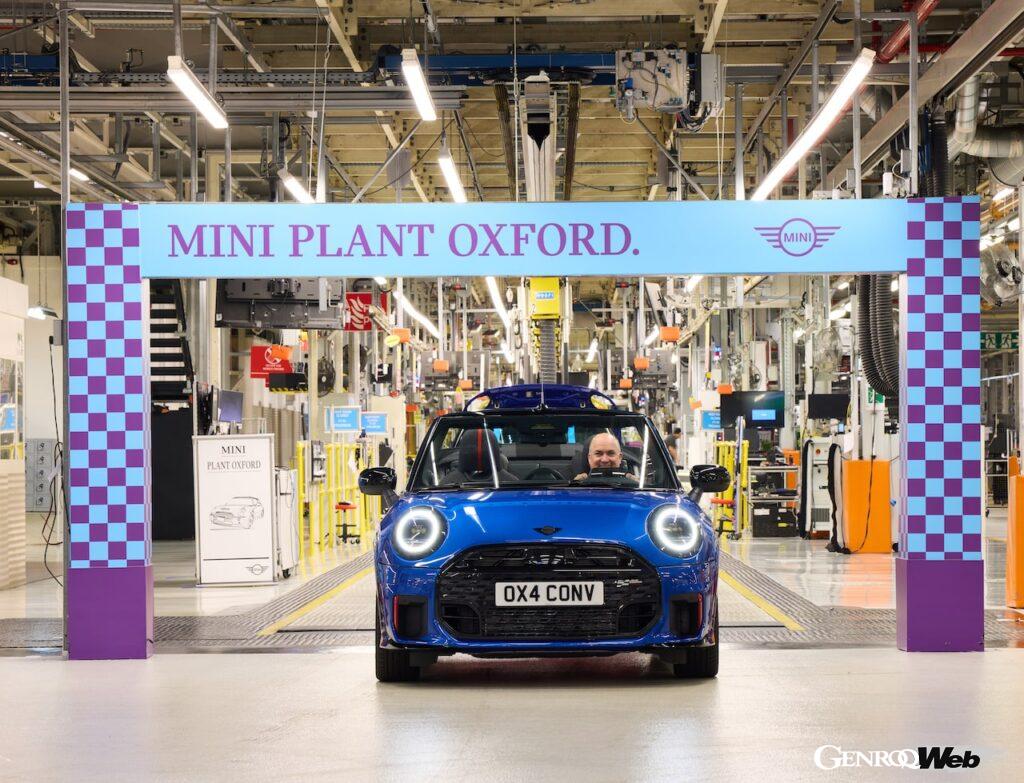 「9年ぶりに英国オックスフォード工場製となる新型「MINI クーパー コンバーチブル」が生産開始」の9枚目の画像