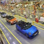 「9年ぶりに英国オックスフォード工場製となる新型「MINI クーパー コンバーチブル」が生産開始」の10枚目の画像ギャラリーへのリンク