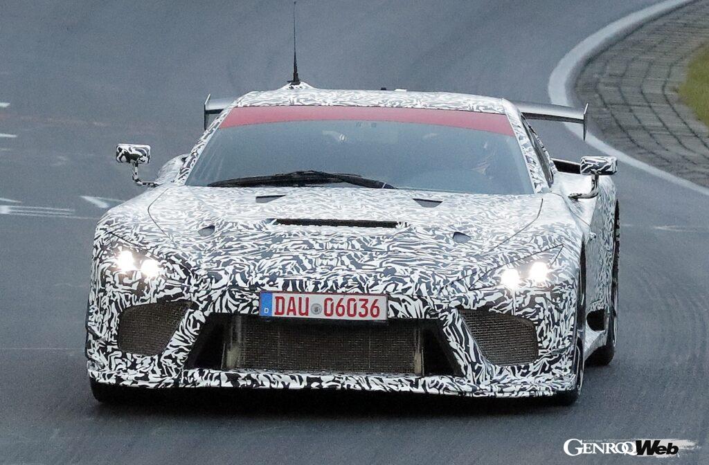 「レクサス LFA」後継モデルの最新型プロトタイプをニュルブルクリンクで目撃！