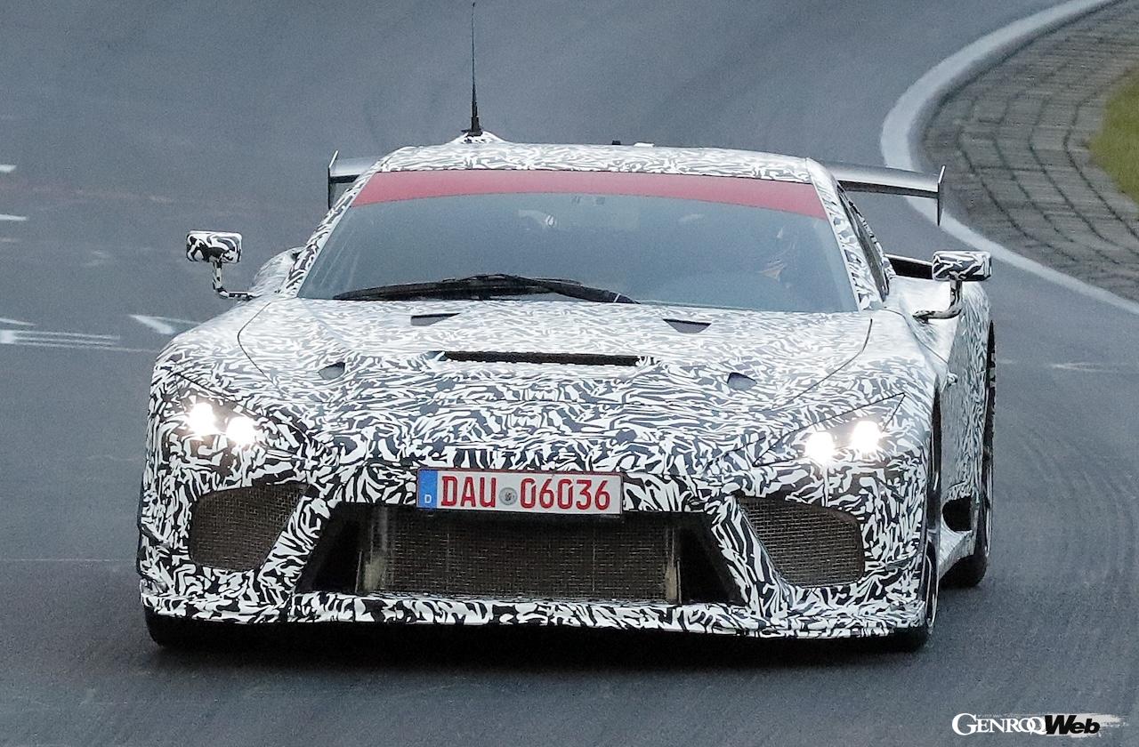 「レクサス LFA」後継モデルの最新型プロトタイプをニュルブルクリンクで目撃！