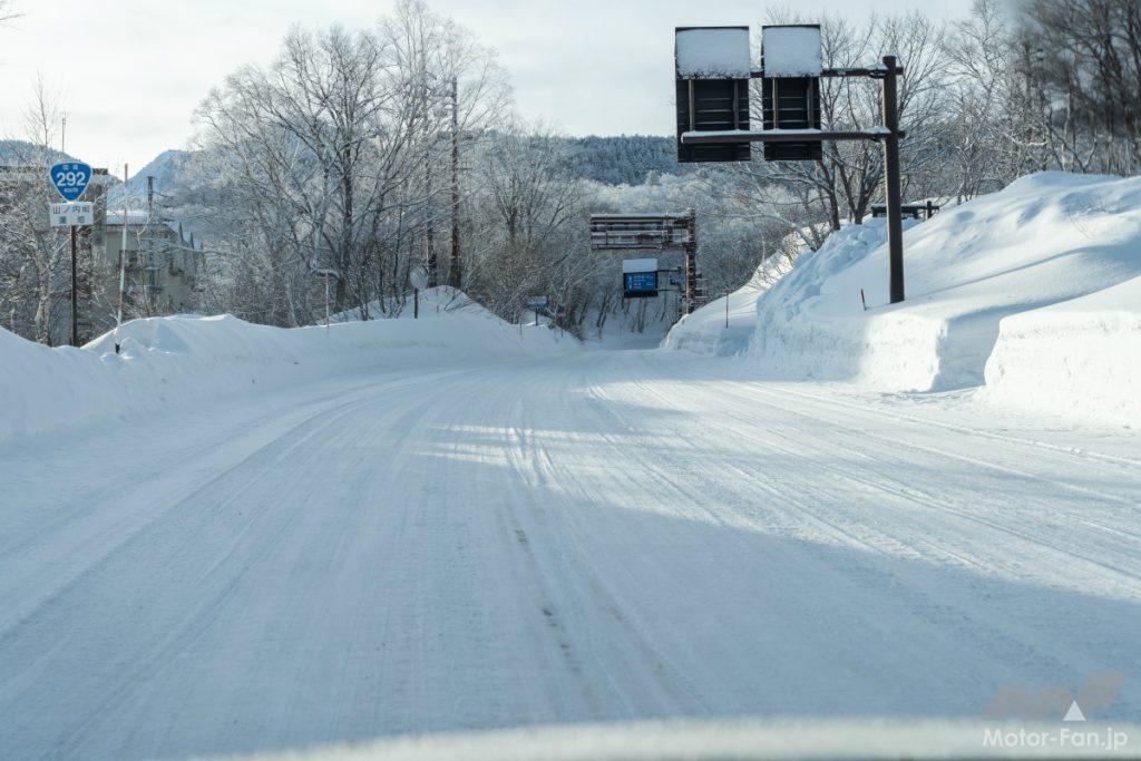 「グッドイヤーの「ICE NAVI 8（アイスナビ エイト）」は、雪道も一般路も安心して走れちゃう欲張りな新スタッドレスタイヤ！」の8枚目の画像