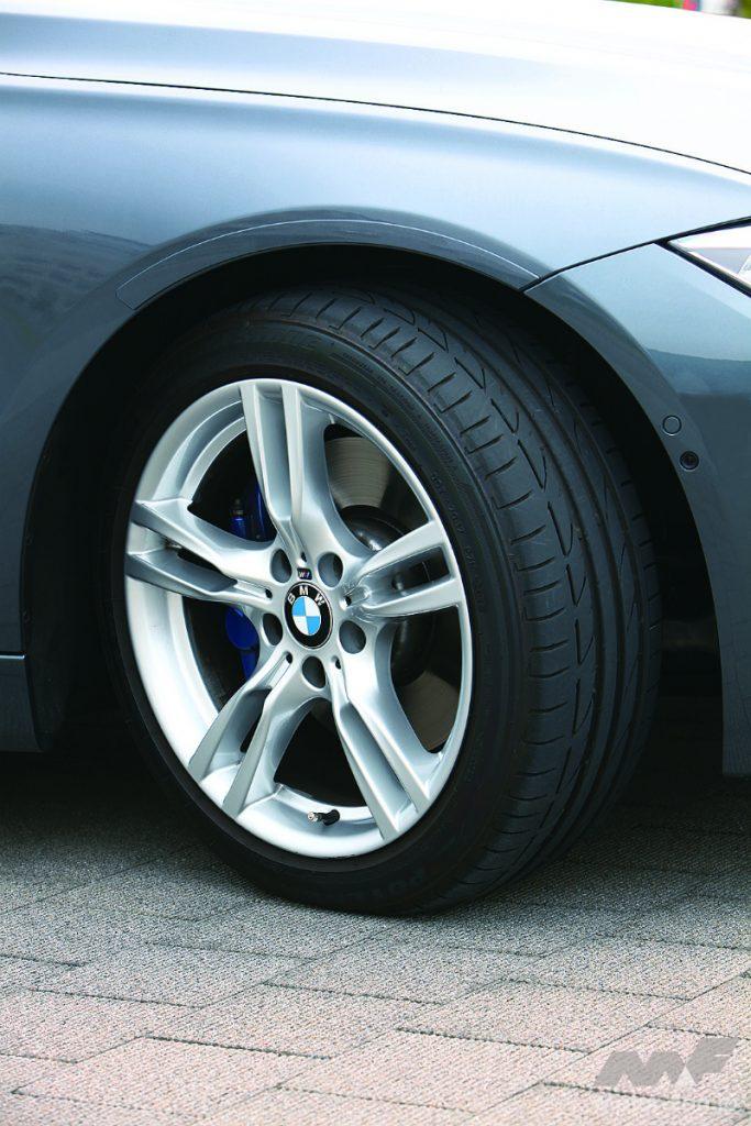 BMW 3シリーズ ツーリングのタイヤ
