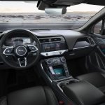 「ジャガーが電動SUV「I-ペイス」2022年モデルの受注を開始！ 新グレード「ブラックエディション」がラインナップに追加」の5枚目の画像ギャラリーへのリンク