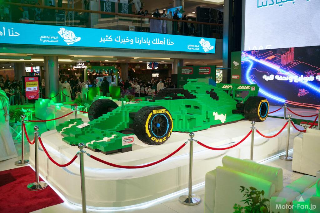 「レゴ50万個以上！ 世界で最も大きなF1カー サウジアラビアGPの盛り上げでレゴブリックF1カーの製作」の1枚目の画像