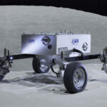 「アリアの4輪制御技術を活用！　日産自動車、JAXAと共同研究中の月面ローバ試作機を公開」の1枚目の画像ギャラリーへのリンク
