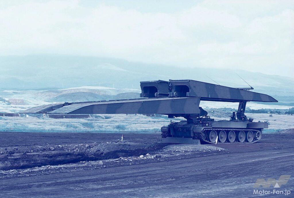 「１両約５億円！「戦車橋」とは？ 91式戦車橋　重量約50トンの90式戦車も通行可の架橋装備」の2枚目の画像