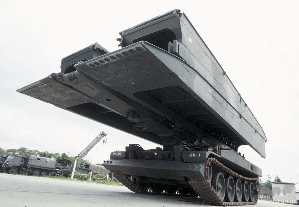 「１両約５億円！「戦車橋」とは？ 91式戦車橋　重量約50トンの90式戦車も通行可の架橋装備」の4枚目の画像
