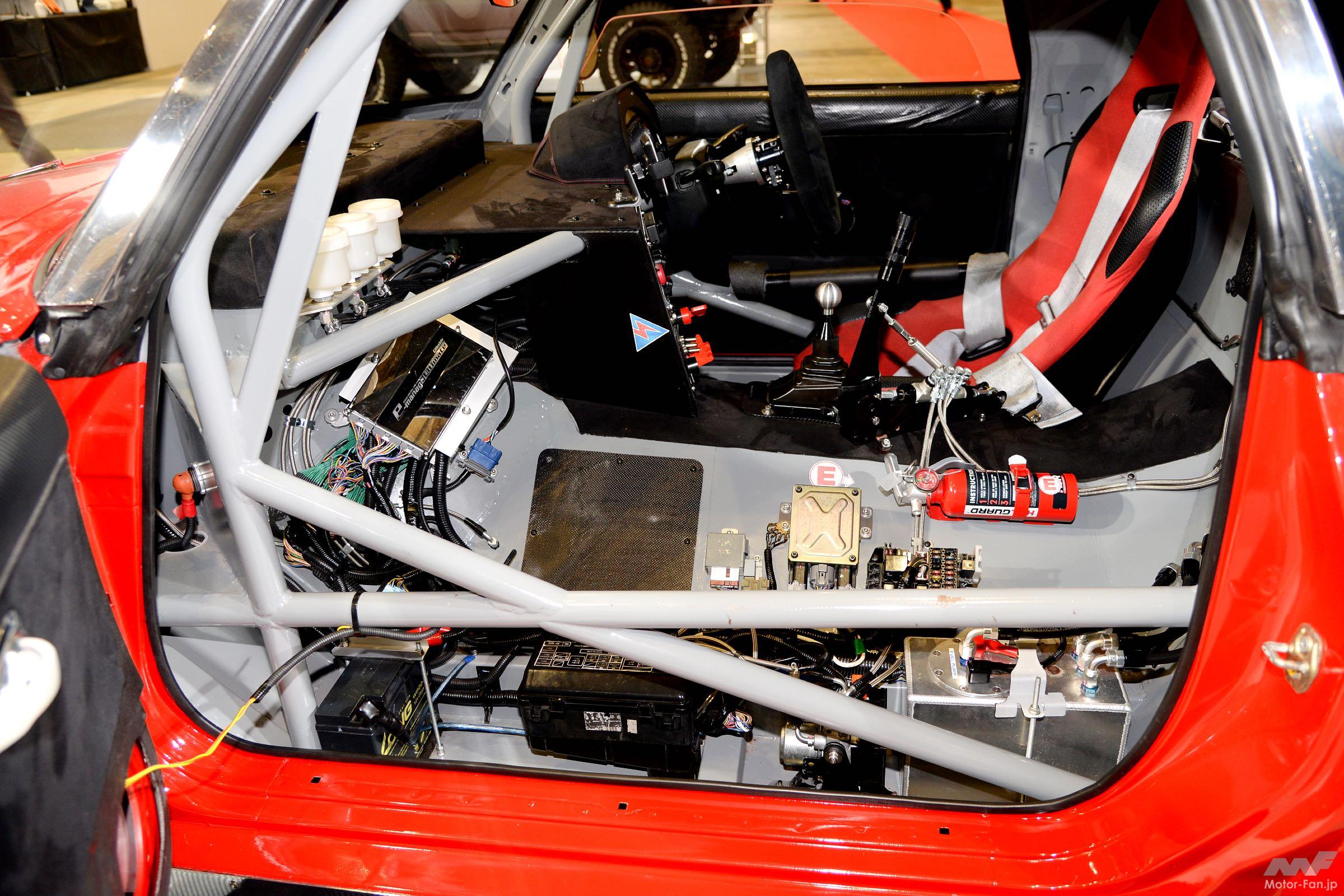 「S2000のエンジンを搭載して完全レーシング化！ GTマシン風フィガロ見参【東京オートサロン2022】」の9枚目の画像