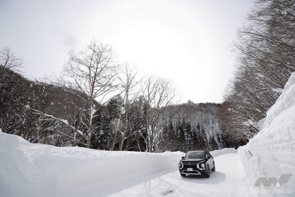 「三菱アウトランダーPHEVの4WD性能を雪上で満喫！ツインモーター4WDの実力は想像を超える」の10枚目の画像